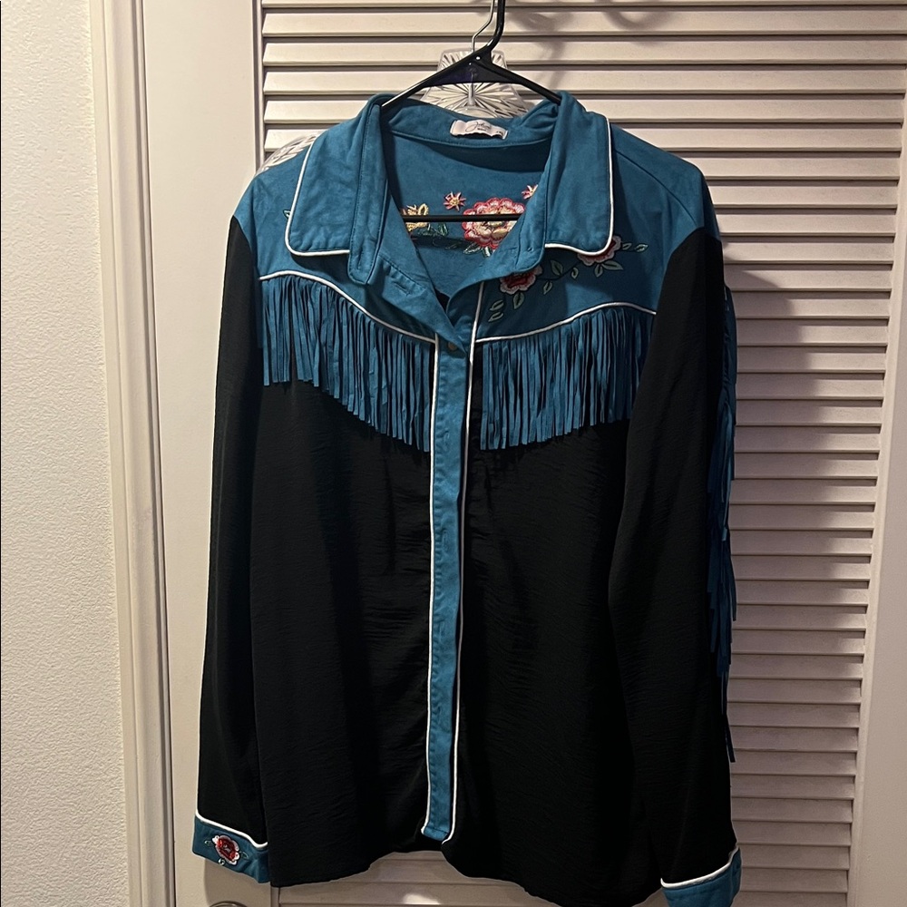 Women's Black and Blue Button Down Shirt